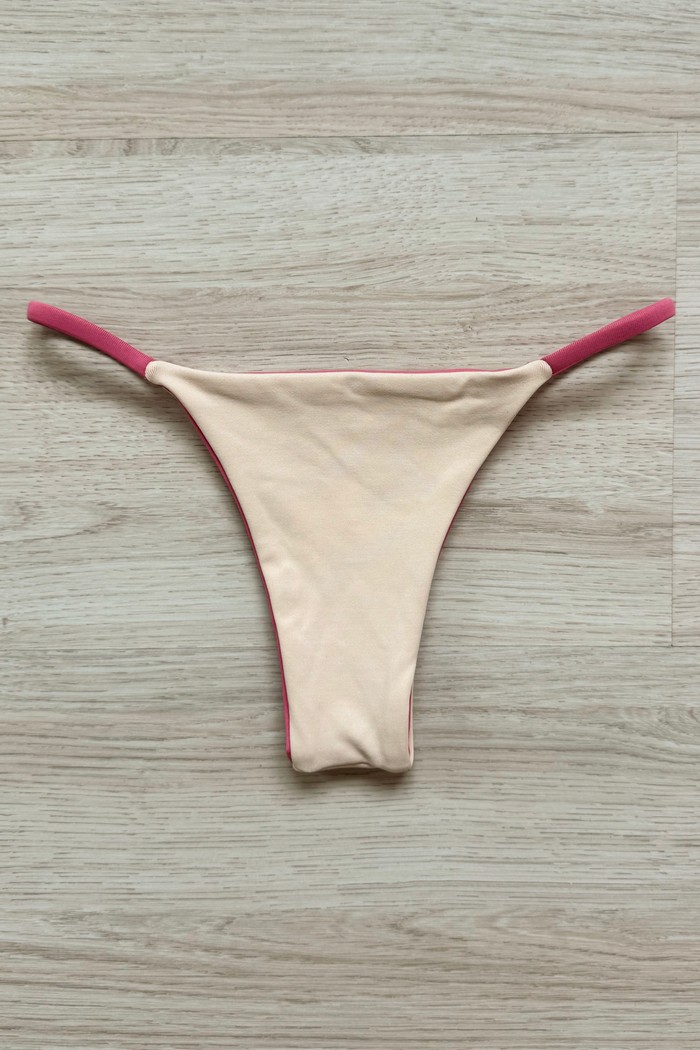 CALCINHA DE BIQUÍNI DUPLA FACE KIM OFF+BALLET