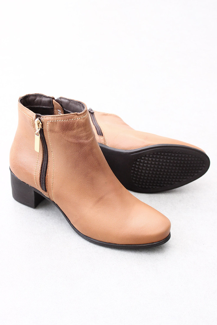 Bota Mybez Cano Curto Zíper Lateral Couro Macio