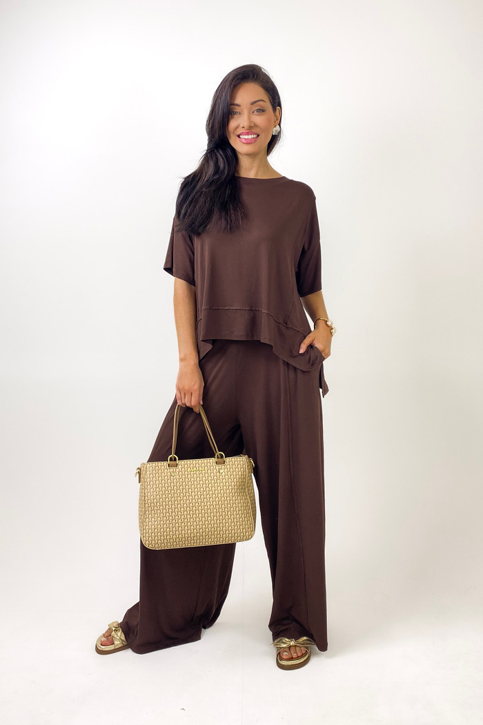 Conjunto com Blusa e Calça Oversized - Marrom