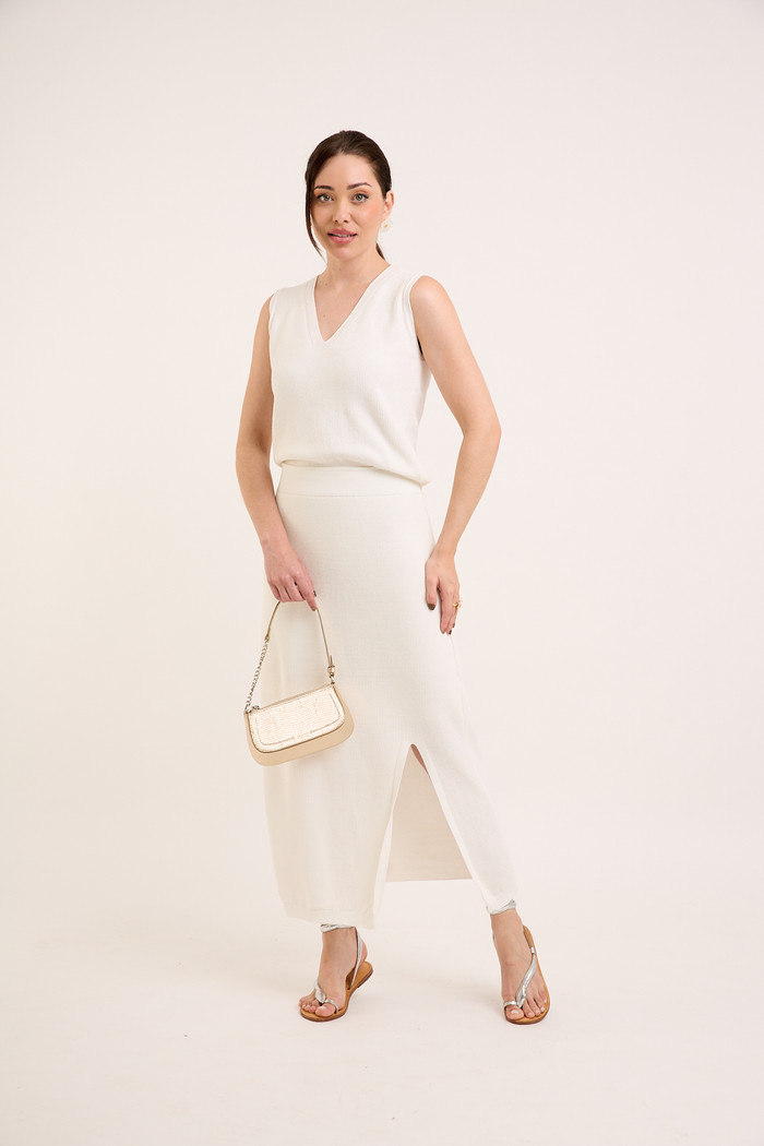 Conjunto de Blusa e Saia Midi com Fenda em Tricot - Off White