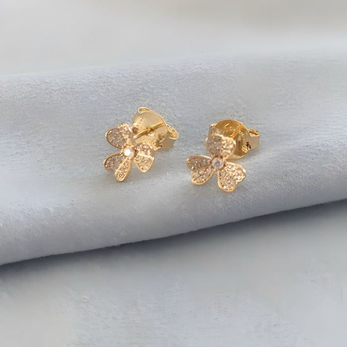 BRINCO TREVO ZIRCONIA