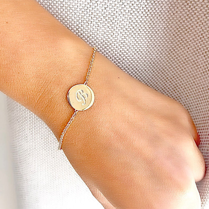 PULSEIRA CIRCULO LETRA
