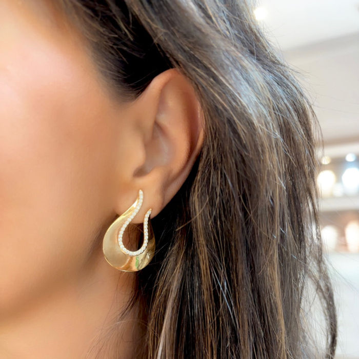 BRINCO GOTA U ZIRCONIA