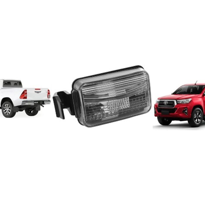 ISO1906059 - LANTERNA PLACA TOYOTA HILUX 16/23 (EMB. COM 01 PECA - VALOR UNITARIO) - PC
