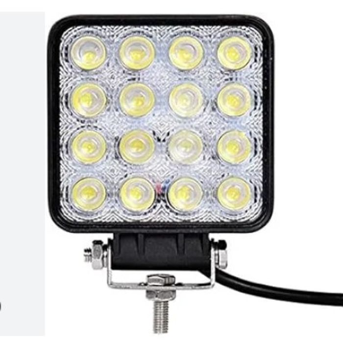 ISO17F1055 12/24V - FAROL AUX. 12/24V 16 LEDS 48W QUADRADO GROSSO - VLR UNITARIO - PC