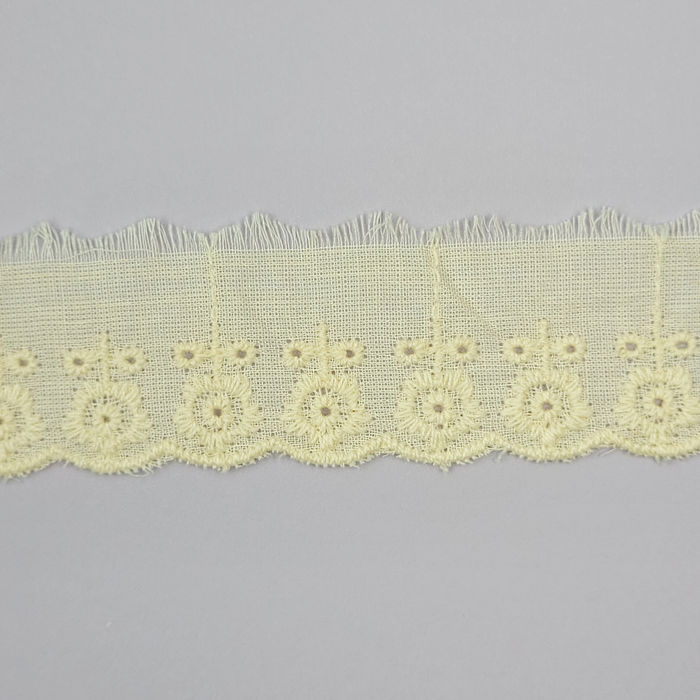 BI 211 - BORDADO INGLÊS OFF WHITE - PREÇO POR PACOTE