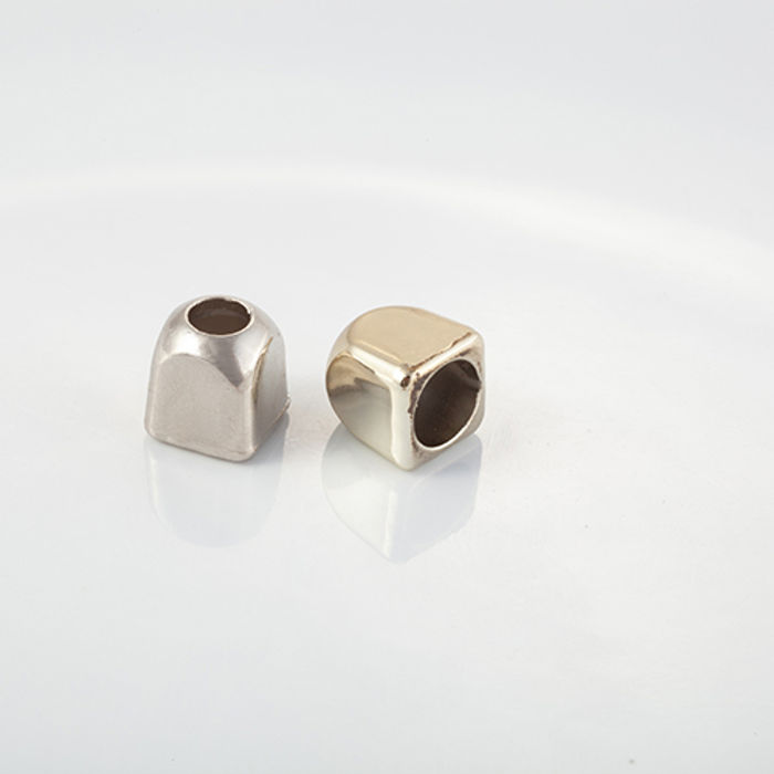 102.620 - PONTEIRA COM 6 UN.