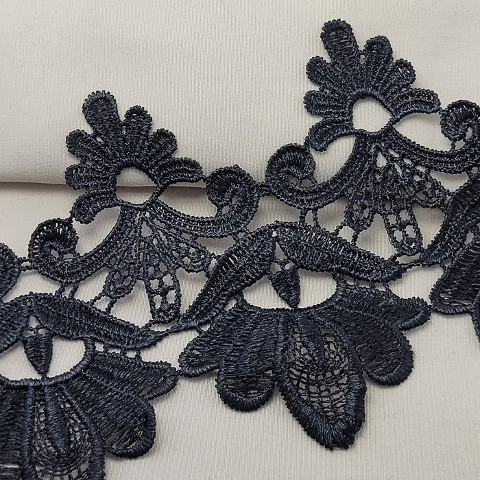 RG 1076 - RENDA GUIPIR PRETA - PACOTE COM 13 METROS