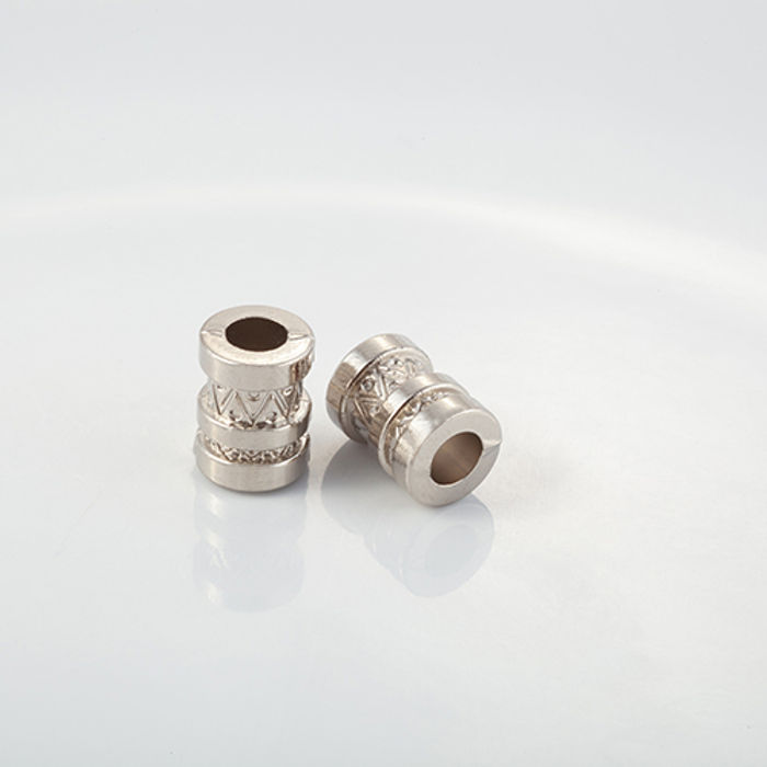 102.595 - PONTEIRA COM 6 UN.