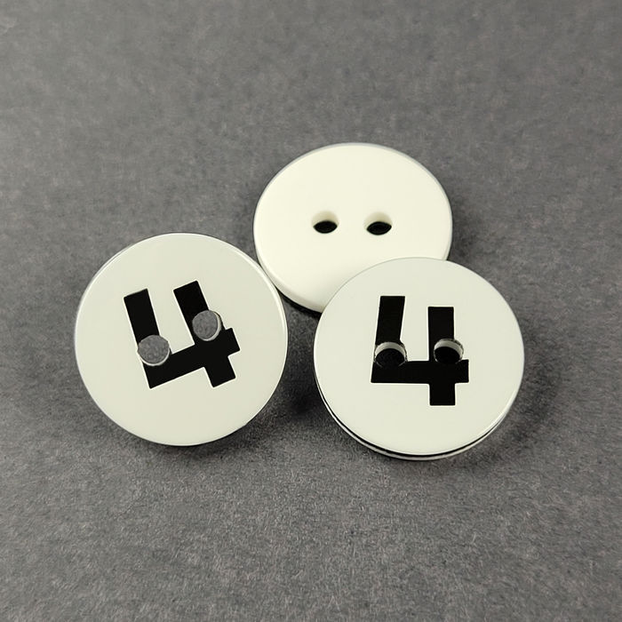 100.803 - BOTÃO COM 12 UN.