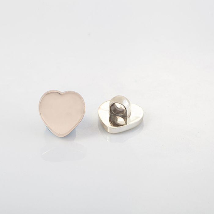 101.110 - BOTÃO COM 12 UN.