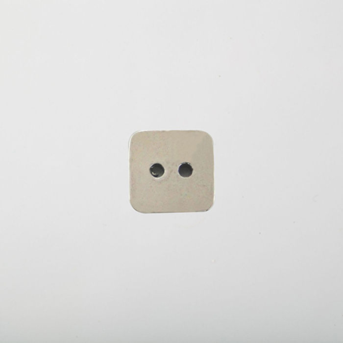 100.907 - BOTÃO COM 6 UN.