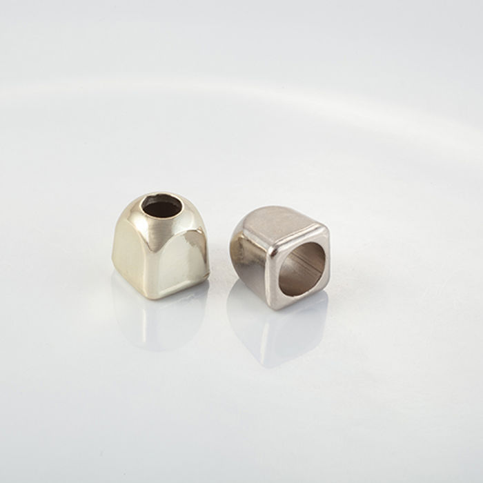 102.619 - PONTEIRA COM 6 UN.