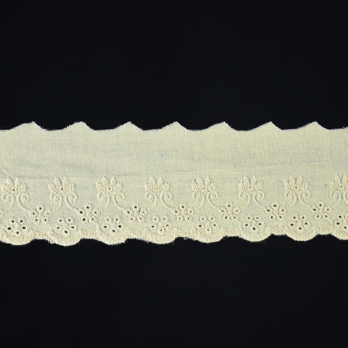 BI 214 - BORDADO INGLÊS OFF WHITE - PREÇO POR PACOTE