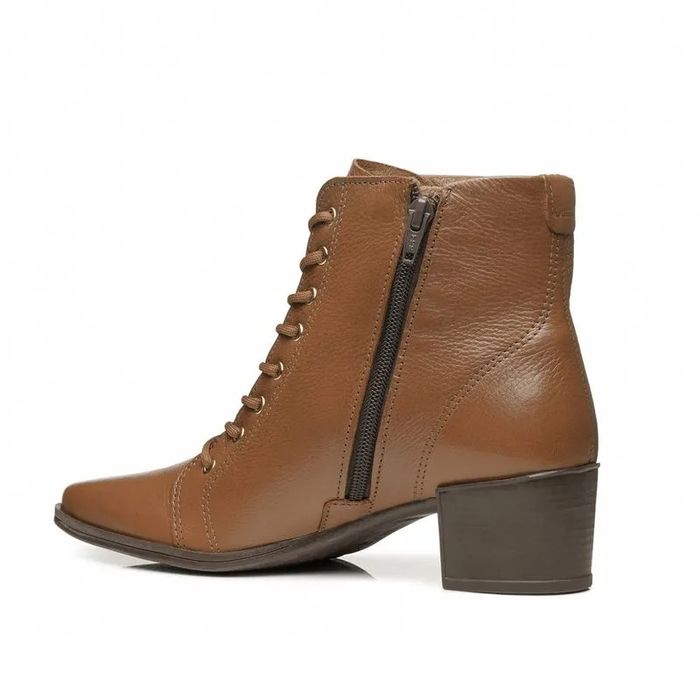 Bota Pegada Com Cadarço E Couro Feminino Cor Pinhão