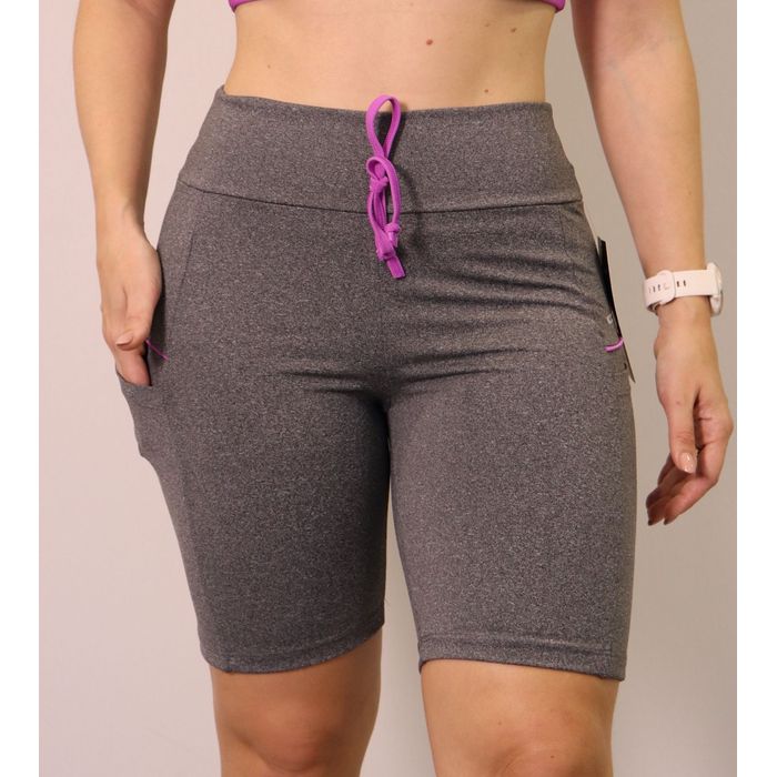 Bermuda Karamoella Com Bolso Feminino Cor Cinza