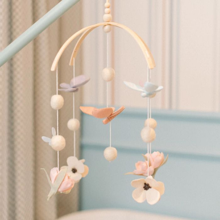 Móbile de Feltro Infantil Jardim de Maria