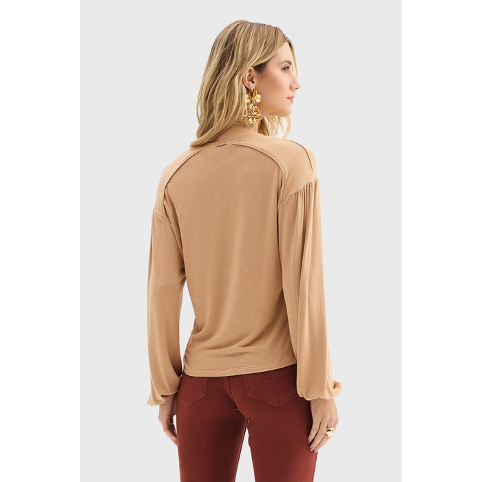 Blusa Flor de Lis Viscose Elastano Decote V Manga Longa com Babado Lisa Bege