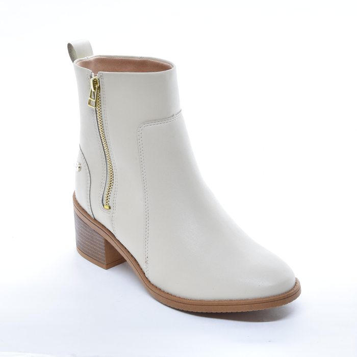 Bota Ramarim Cano Médio Lisa com Recortes Fechamento Zíper Salto Baixo Grosso Off White