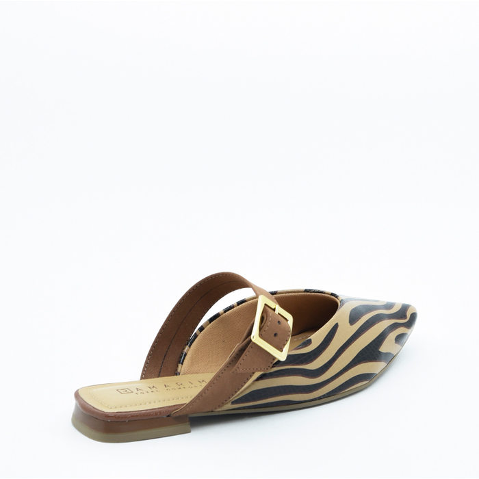 Sapato Mule Ramarim Bico Fino Animal Print Detalhe Fivela Bege e Marrom
