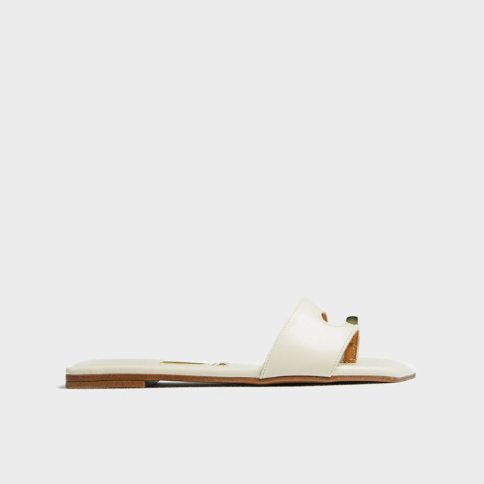 Rasteira Vizzano Bico Quadrado Tira Vazada Detalhe Dedo Metal Off White