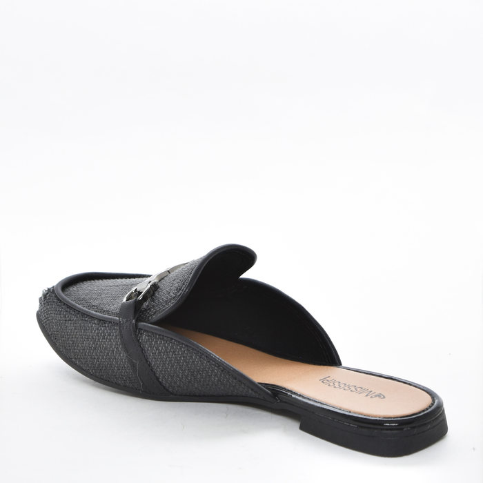 Sapato Mule Mississipi Bico Quadrado Cabedal Linhão Detalhe Metal Preto