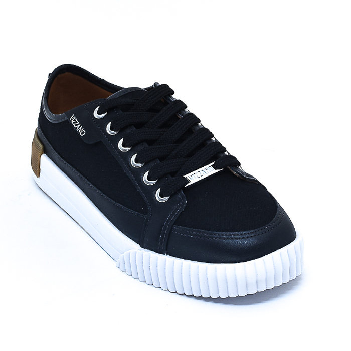 Tênis Vizzano Lona com Recortes Aplicação Logo Emborrachado Solado Trabalhado Preto