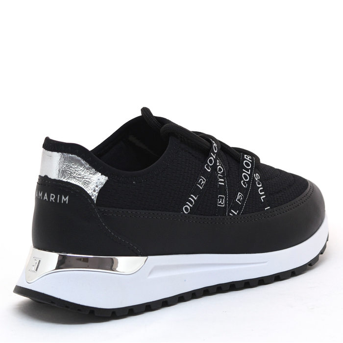 Tênis Jogger Ramarim Detalhe Escrita Corino com Metal Prata Preto