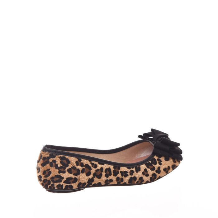 Sapatilha Molekinha Aplicação Laço Estampada Onça Bege e Preto