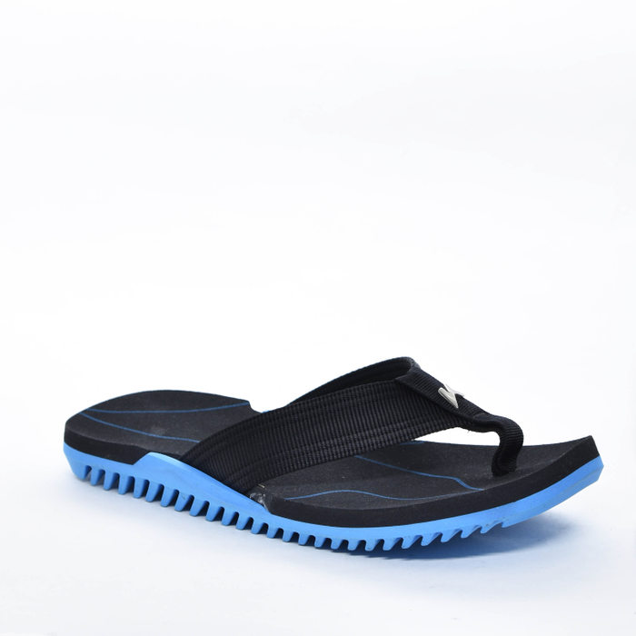 Chinelo Kenner Nk6 Aplicação Metal Solado Tratorado Preto e Azul