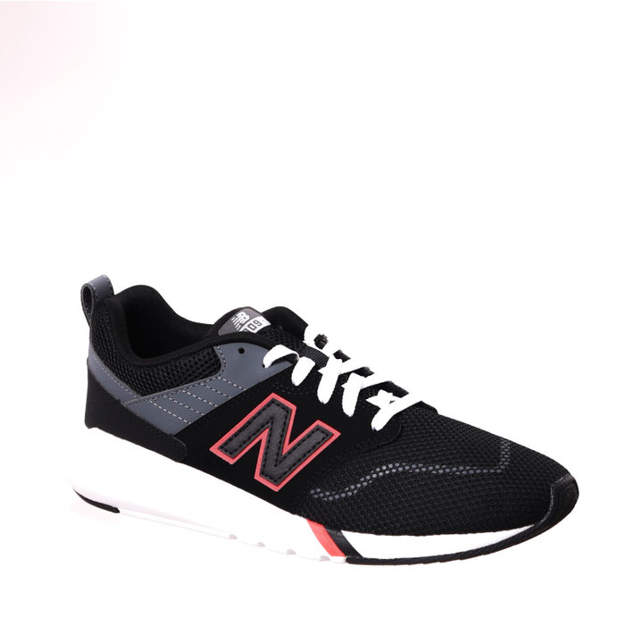 Tênis Jogger New Balance 009 Lifestyle Tela Aplicação Logo Preto e Vermelho