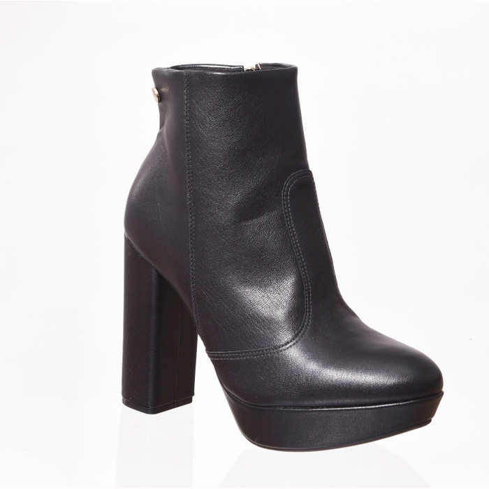 Bota Vizzano Ankle Boot Napa Cano Curto Salto Alto Preta