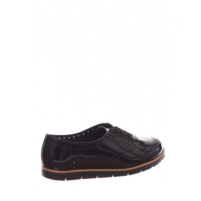 TÊNIS OXFORD MOLECA MICROPERFUROS VERNIZ PRETO