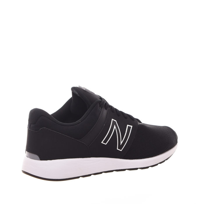 Tênis Jogger New Balance 24 Detalhe Nobuck e Tela Preto e Branco