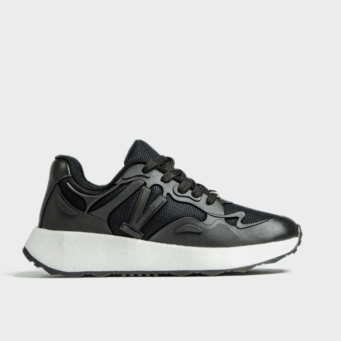 Tênis Jogger Vizzano Nylon Lateral Logo Solado Tratorado Preto