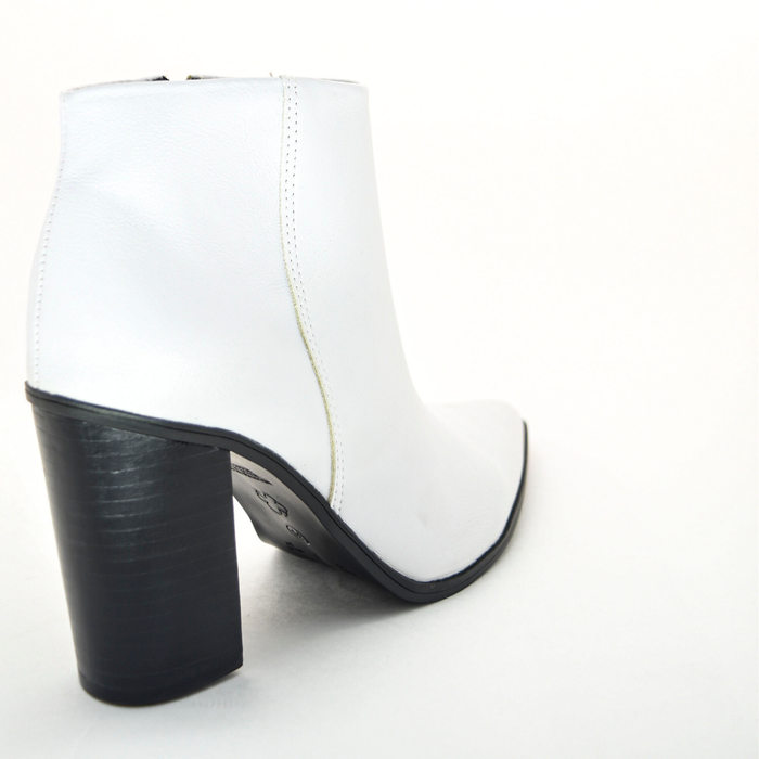 Bota Bebecê Ankle Boot Napa Branca