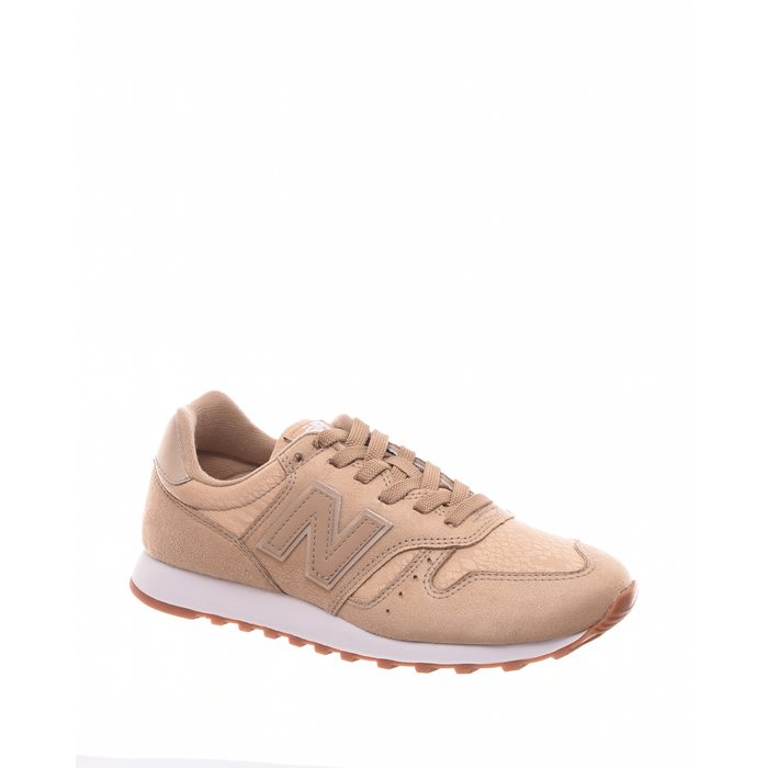 Tênis New Balance Jogger 373 Detalhes em Camurça e Tecido Bege