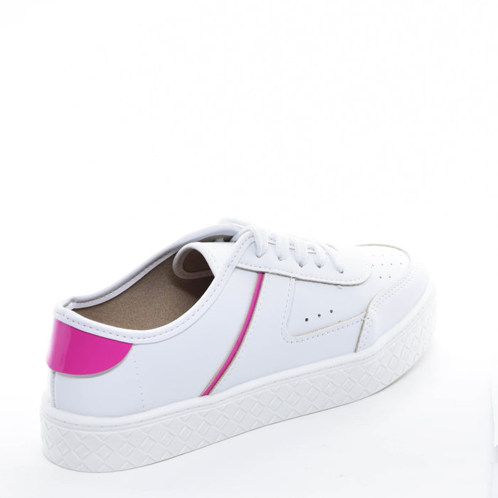 Tênis Moleca com Recortes Microperfuros Solado Trabalhado Branco e Rosa