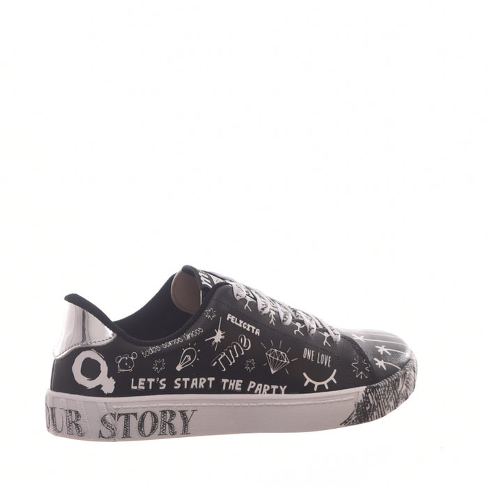 Tênis Moleca Estampado Preto e Branco