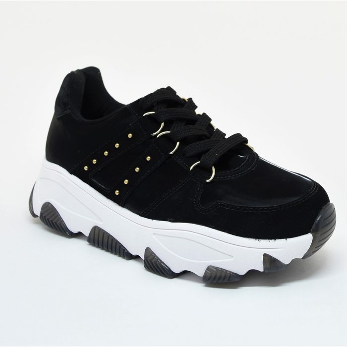 Tênis Chunky Vizzano Verniz Detalhe Camurça Aplicação Metal Preto