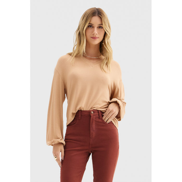 Blusa Flor de Lis Viscose Elastano Decote V Manga Longa com Babado Lisa Bege