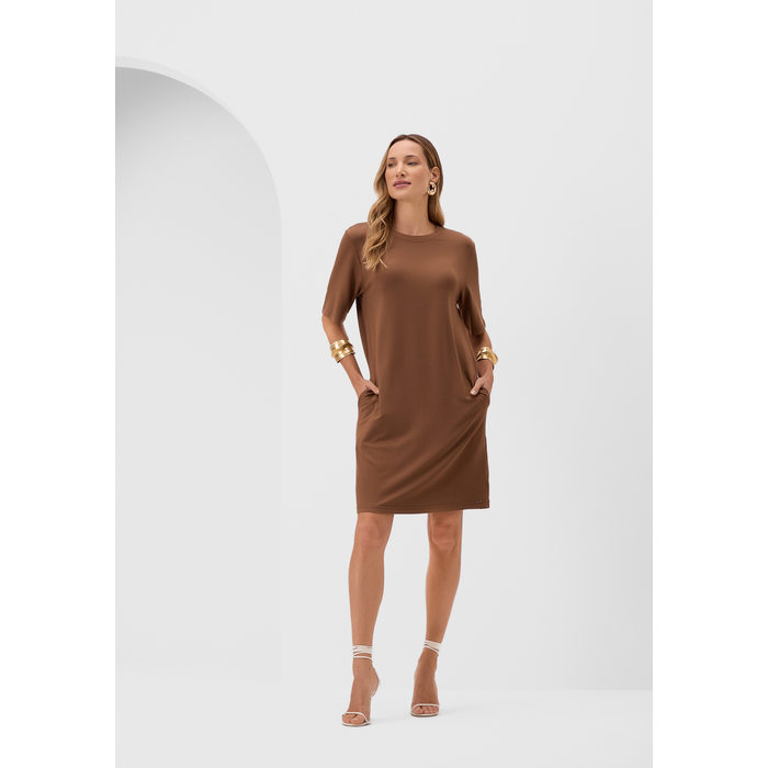 Vestido Curto Lunender Viscose Elastano Manga Curta Liso com Bolso Marrom