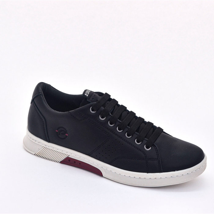 Sapatênis Pegada Detalhe Microperfuro Aplicação Bordado Logo Preto