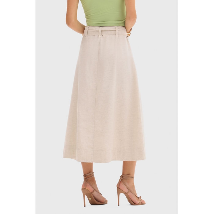 Saia Midi Flor de Lis AML Detalhe Drapeado Lisa Bolso Faca Acompanha Cinto Bege