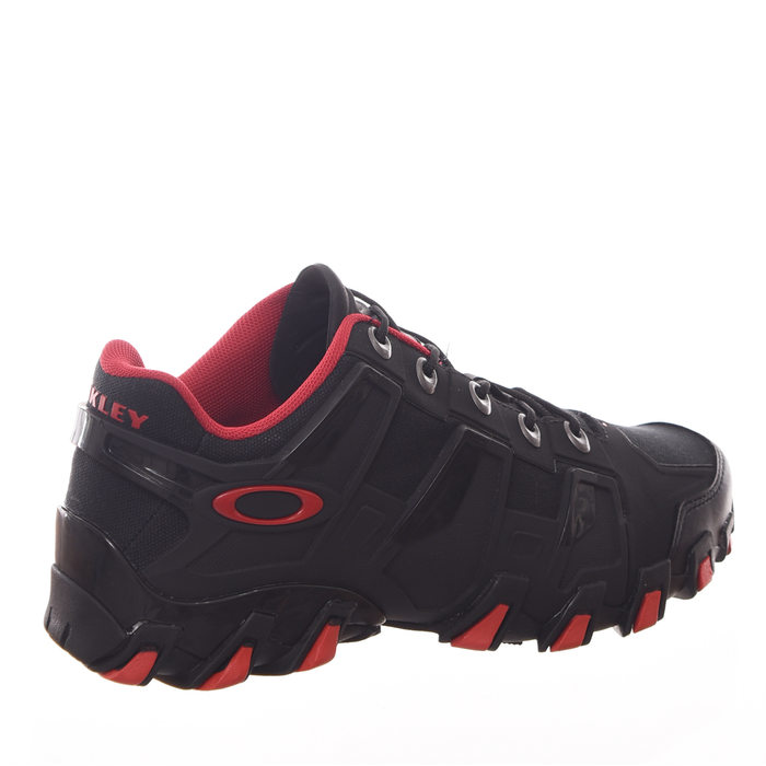 Tênis Oakley Adventure Hardshell Preto e Vermelho