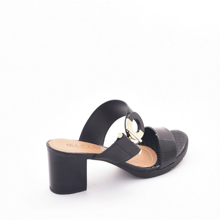 Tamanco Ramarim Verniz Detalhe Fivela Salto Grosso Palmilha Trabalhada Preto