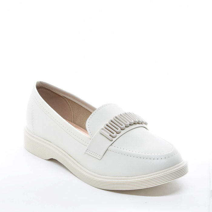 Sapato Mocassim Moleca Detalhe Ondulado Salto Rasteira Solado Trabalhado Off White