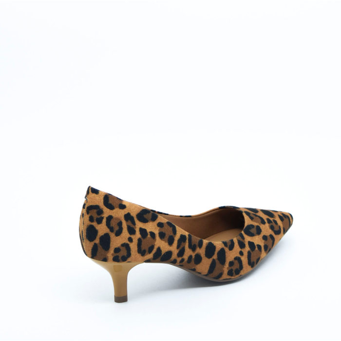 Sapato Scarpin Vizzano Bico Fino Estampado Onça Bege e Preto