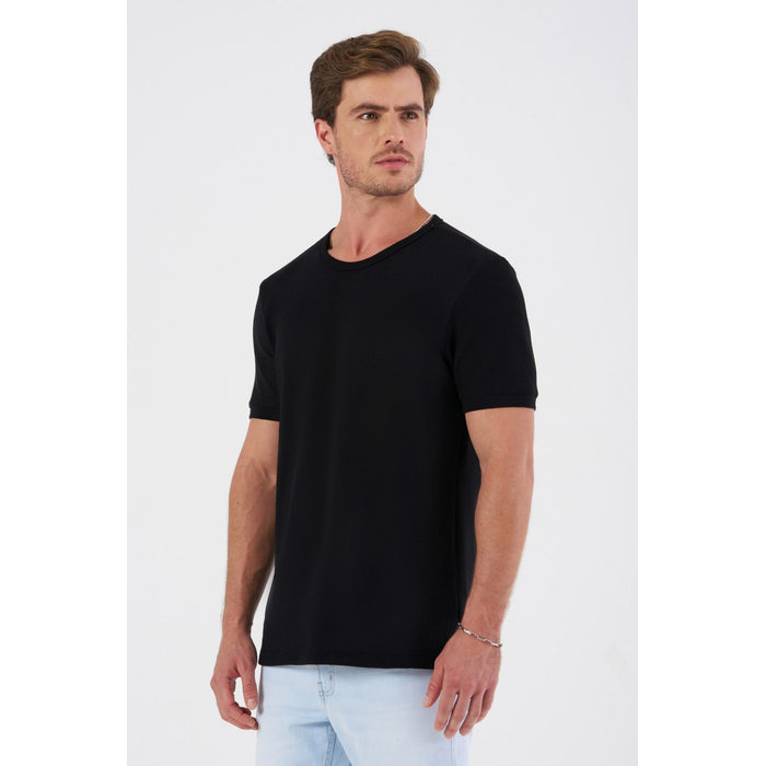 Camiseta Dlz APE Malha Texturizada Manga Curta Lisa Preto