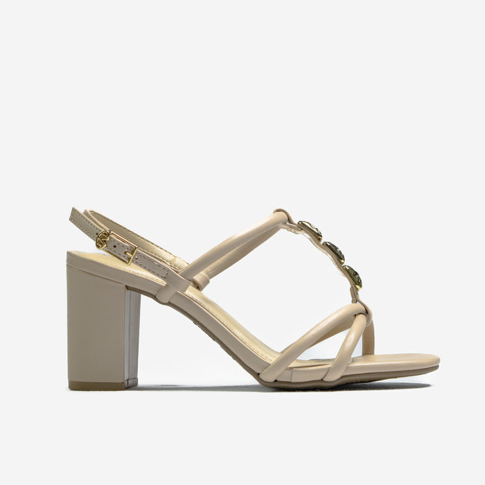 Sandália Via Marte Cabedal Tiras Transpassada Aplicação Metal Geométrico Salto Médio Grosso Nude